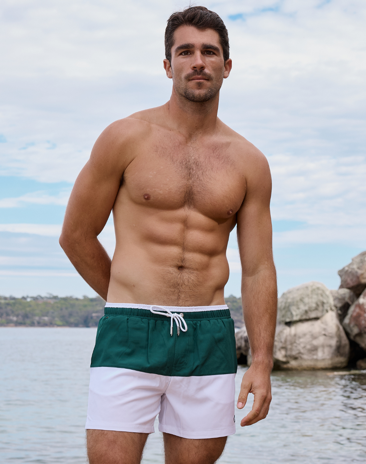 Colour-Blocked Byron Shorts - Calypso White/Green-thumbmail-2