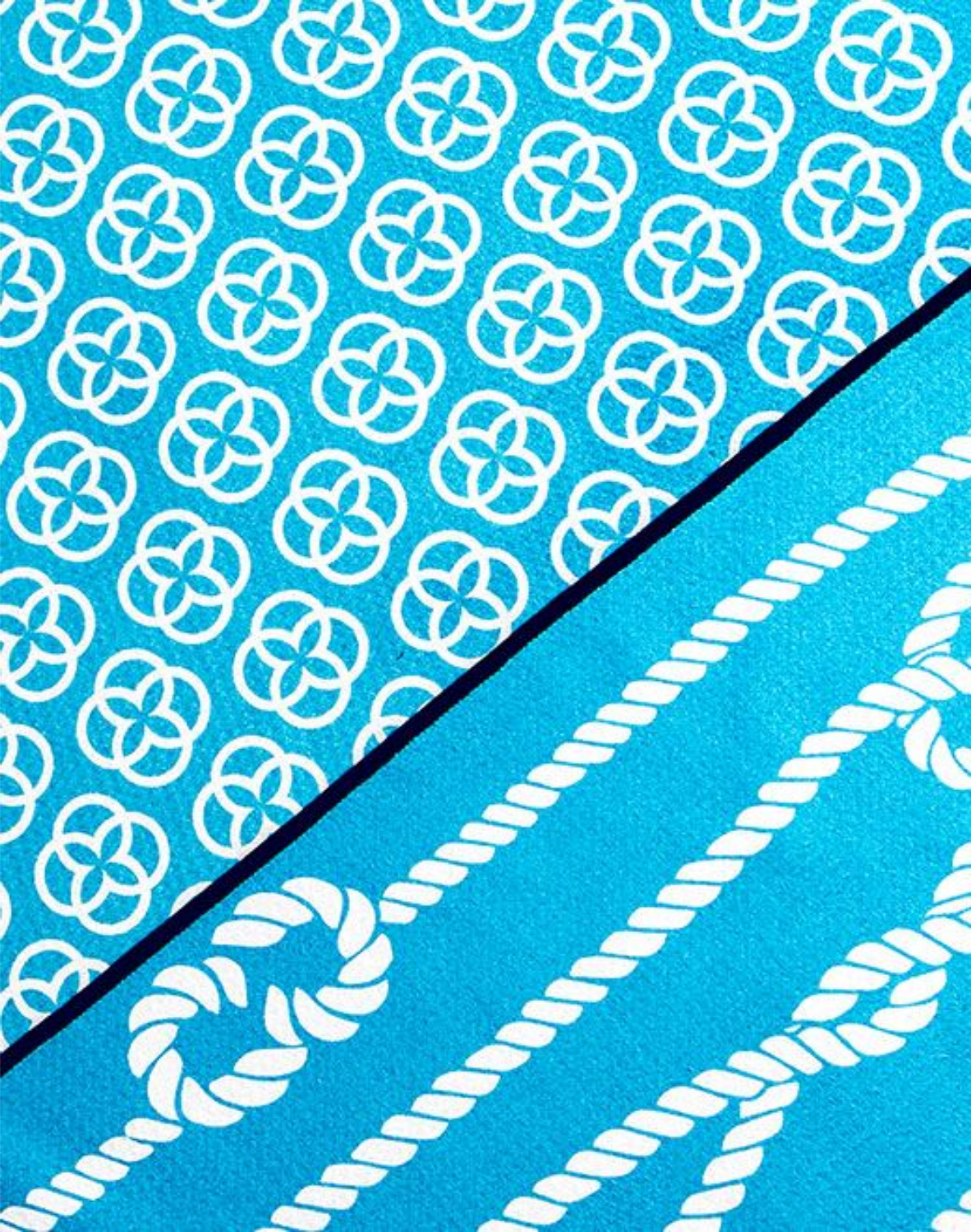 Sand Free Beach Towel - Manrope Blue-thumbmail-6